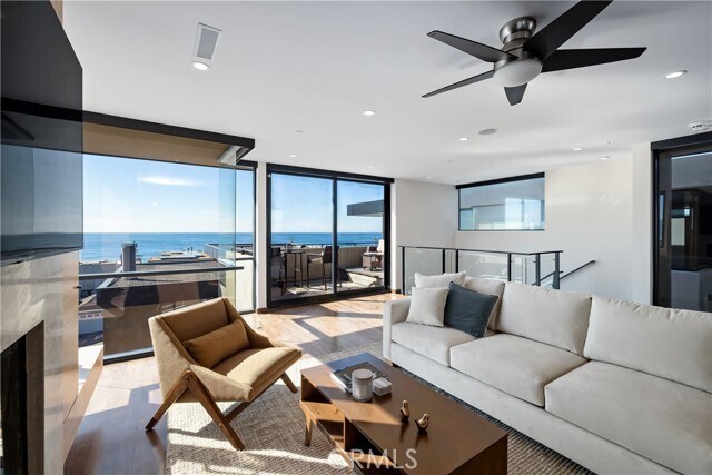 Photo - 1310 Manhattan Ave