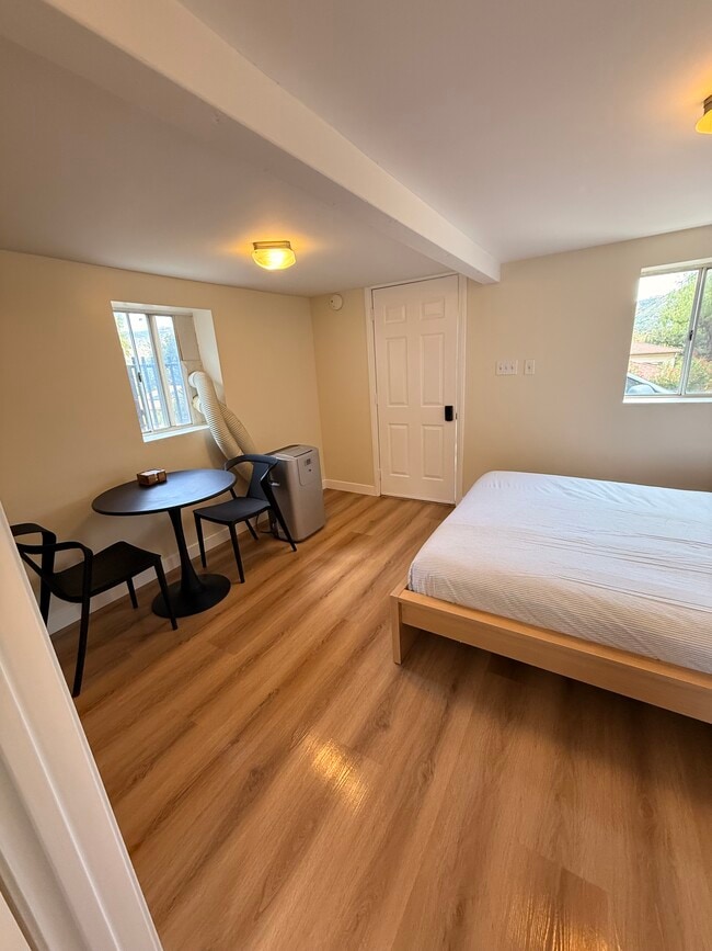 Photo - 1295 Foothill Dr Unit Studio