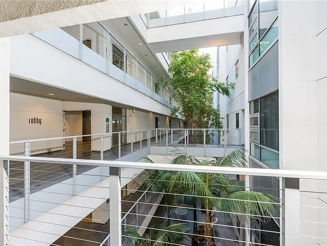 Photo - 630 W 6th St Unit APT 416