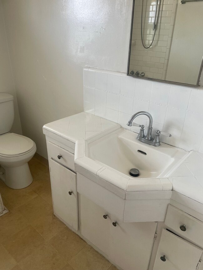 Photo - 8805 Reading Ave Unit 8805
