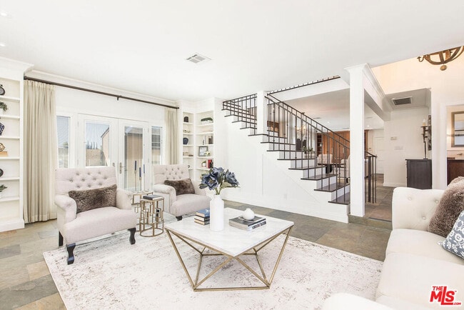 Photo - 17108 Oak View Dr