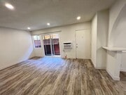 Photo - 3729 Clarington Ave Apartment Unit 07