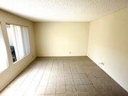 Photo - Spacious Woodbridge Condo -Townhouse model...