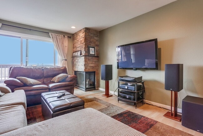 Photo - Welcome to this beautiful 1,042 sq. ft. condo offering modern comfort in a prime location! Unit B