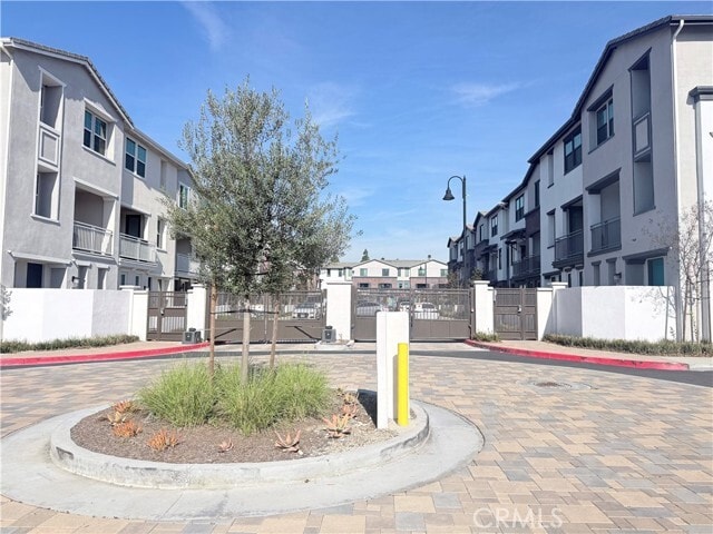 Building Photo - 6958 Crimson Dr