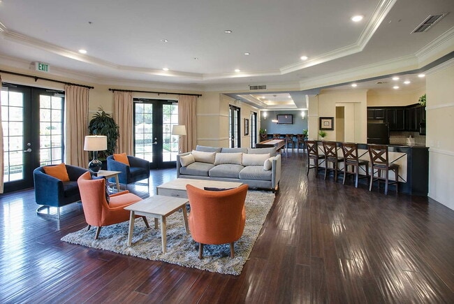 Photo - Pinnacle at MacArthur Place