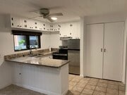 Photo - 1722 Oak Dr