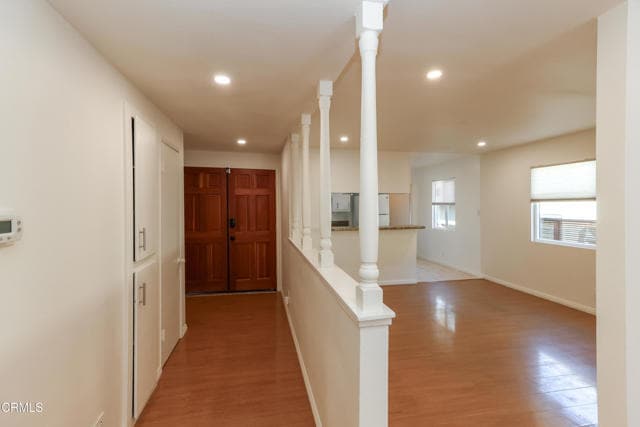 Photo - 4782 Cleland Ave