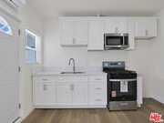 Photo - 527 W 90th St