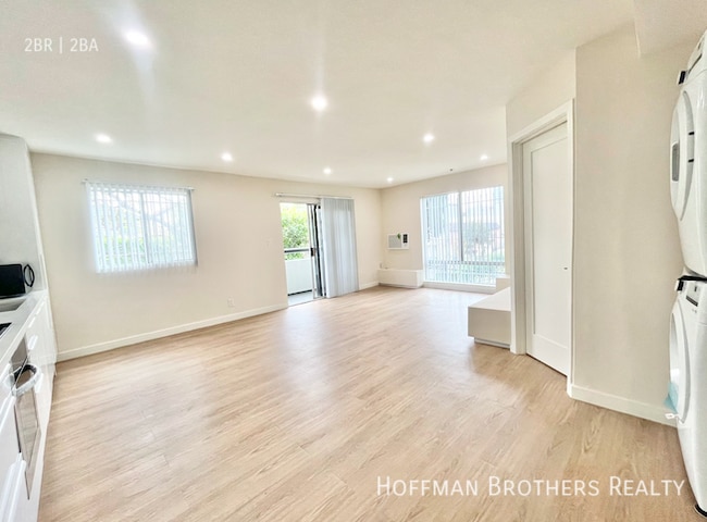 Photo - 860 S Ardmore Ave Unit 208