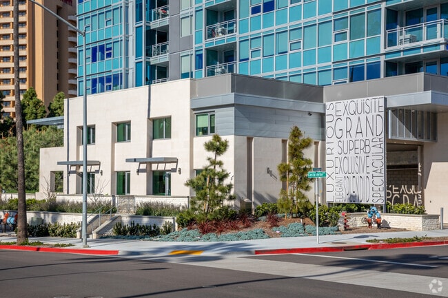 Entrance - LUX by Garden*