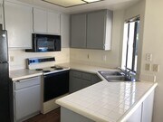 Photo - 707 S Webster Ave Apartment Unit 113