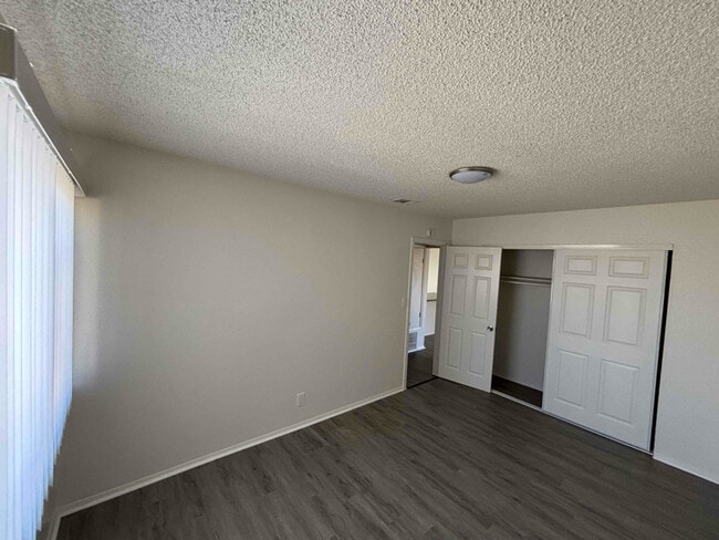 Photo - 509 E Ave Q-1 Unit 4