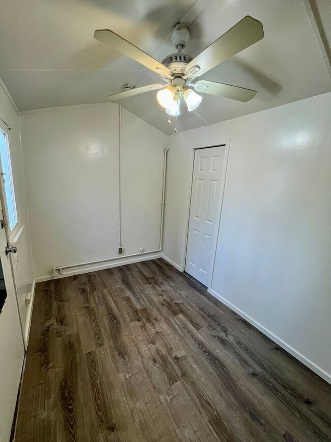 Building Photo - Takeover - Ek Properties - ful1660n Unit 02