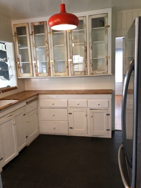 Photo - 2598 Adelbert Ave