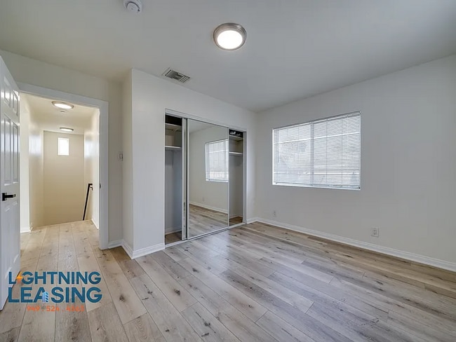 Photo - 2134 Cloverdale Ave