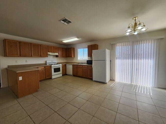 Photo - 73484 El Paseo Dr Unit C