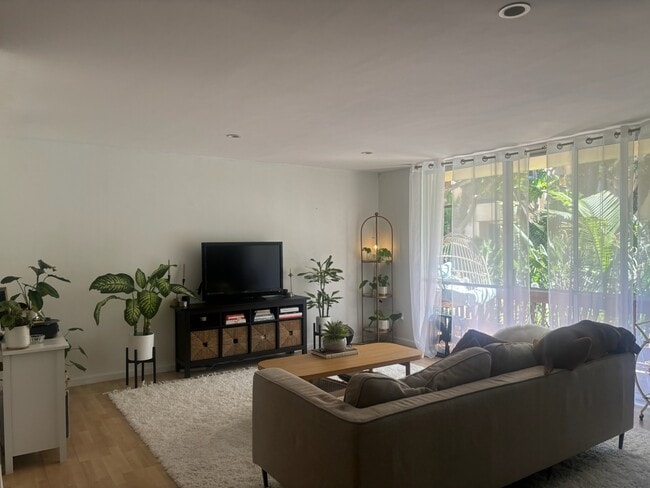 Photo - 6333 La Jolla Blvd Unit 179