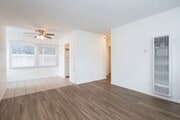 Photo - Charming One Bedroom In Point Loma/Shelter... Apartment Unit 3040