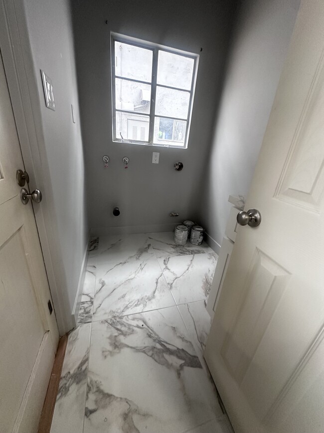 Photo - 1810 W Alameda Ave Townhome