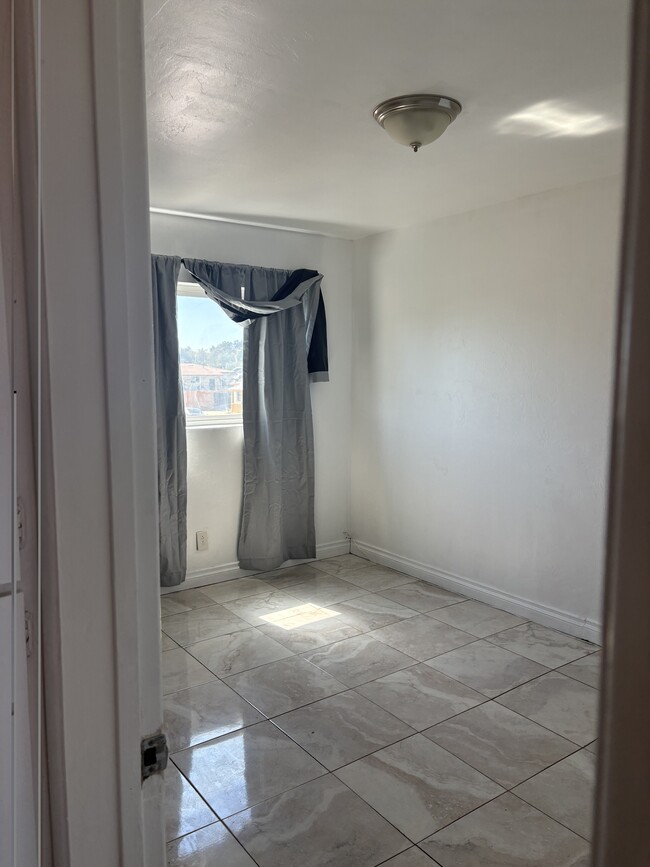 Photo - 5071 Sterling Ct Unit 5071