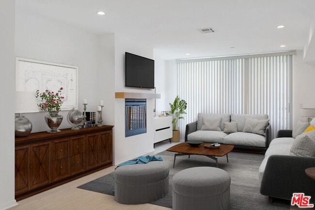 Photo - 1600 S Westgate Ave Unit 301