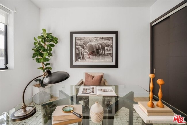 Photo - 616 N Fuller Ave