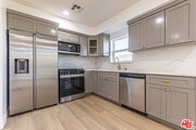 Photo - 5436 Romaine St Townhome