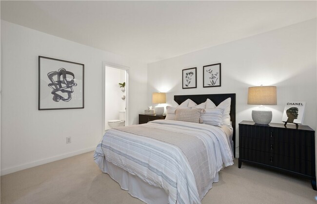 Photo - 5226 Marina Pacifica Dr S