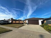 Photo - Spacious 4-bedroom, 2.5-bath Home Fountain Valley