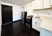 Photo - 1108 N Sweetzer Ave