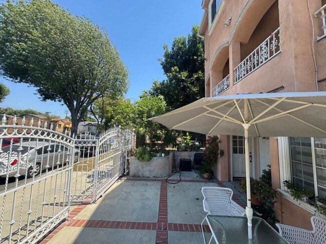 Photo - 3048-3050 Perlita Ave Unit 3048 1/2 ADU