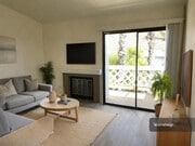 Photo - Stylish 3-Bedroom Retreat in the Highly De... House