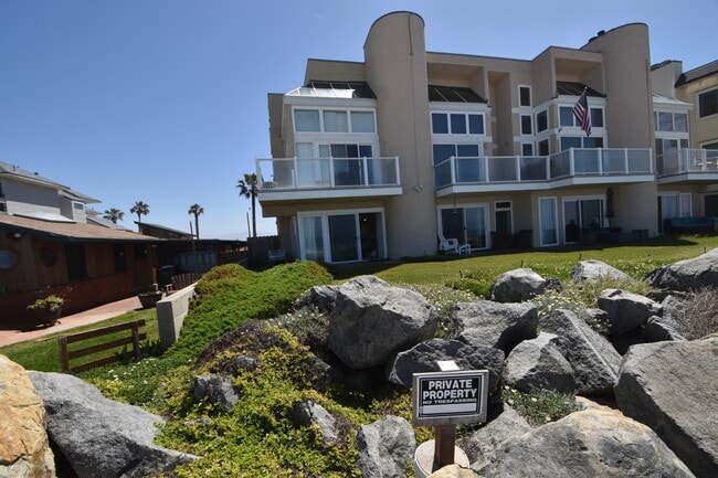 Photo - 1300 Seacoast Dr Unit Vacation Rental