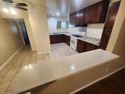 Photo - 5444 Roswell St