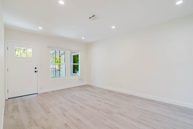 Photo - 1700 N Fairview St Unit 1708