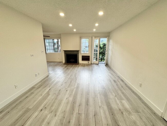 Photo - 3546 Hughes Ave Unit 102