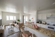 Photo - Bonnie Brae Apartments