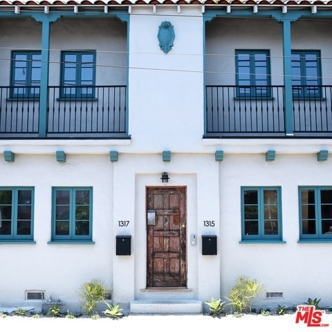 Building Photo - 1317 Riviera Ave