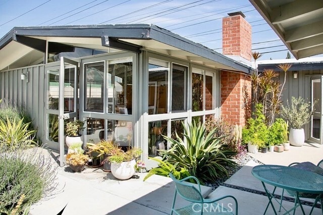 Photo - 3168 Stevely Ave