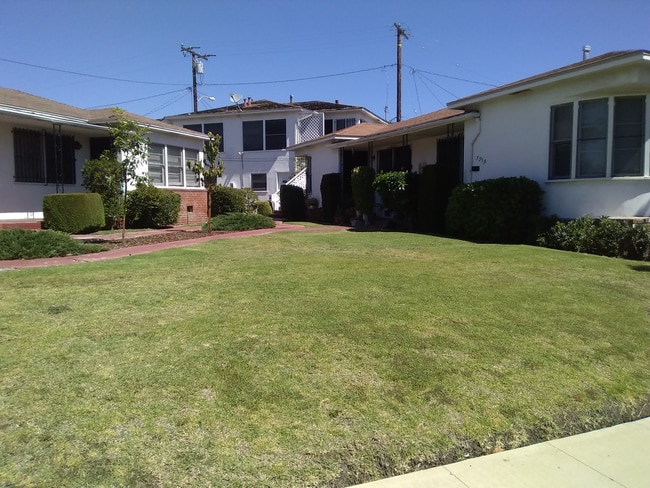 street view - 2303 W 80th St Unit 2301