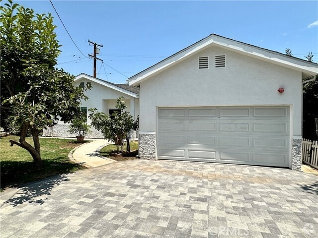 Building Photo - 608 N Hidalgo Ave Rental