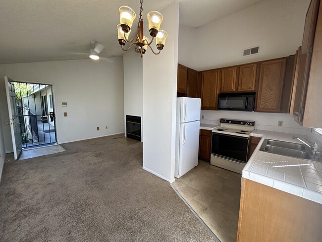 Photo - 4576 Hawley Blvd