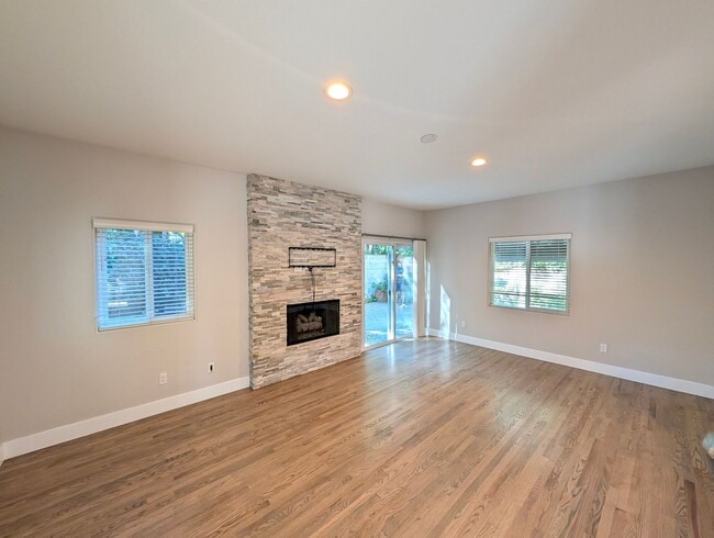 Photo - Magnolia Manor