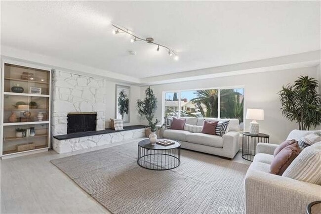 Photo - 17901 Martha Anne Dr