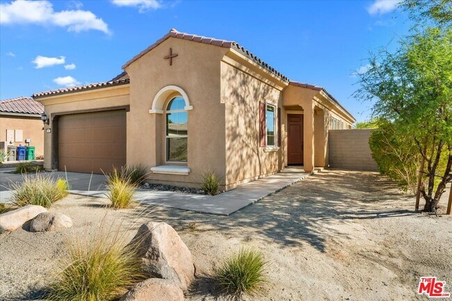 Building Photo - 69 Syrah