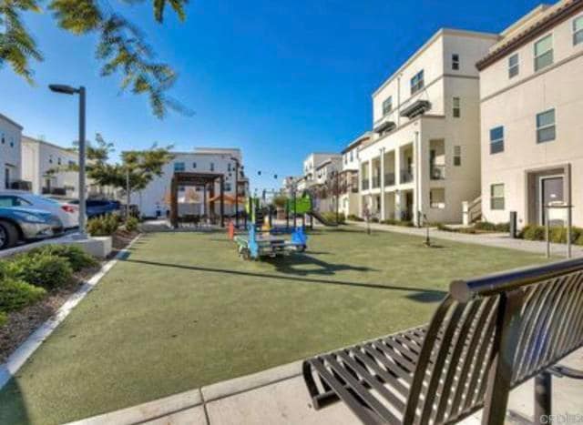 Photo - 2010 Mindoro Ln Unit 6