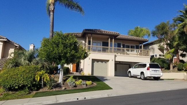 Fantastic and large home with forever view... - Fantastic and large home with forever view...