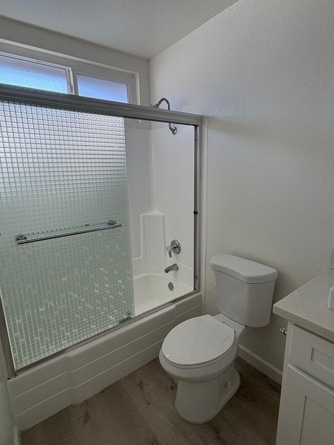 Photo - 1409 Superior Ave