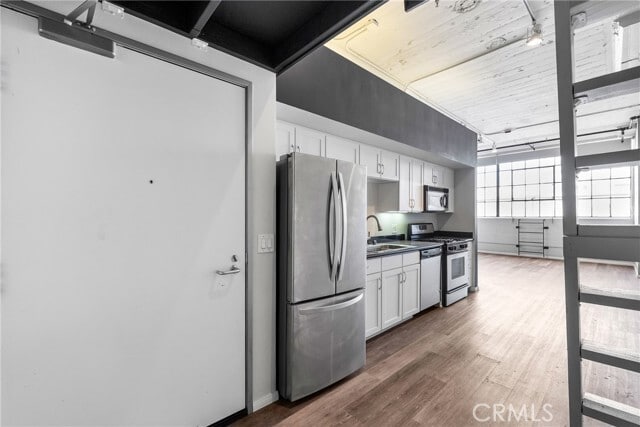Building Photo - 420 San Pedro St Rental